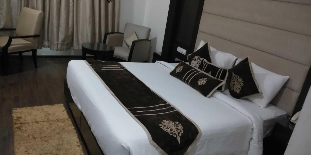 Hotel Pitrashish Pride Igi Intl Airport Delhi Zewnętrze zdjęcie
