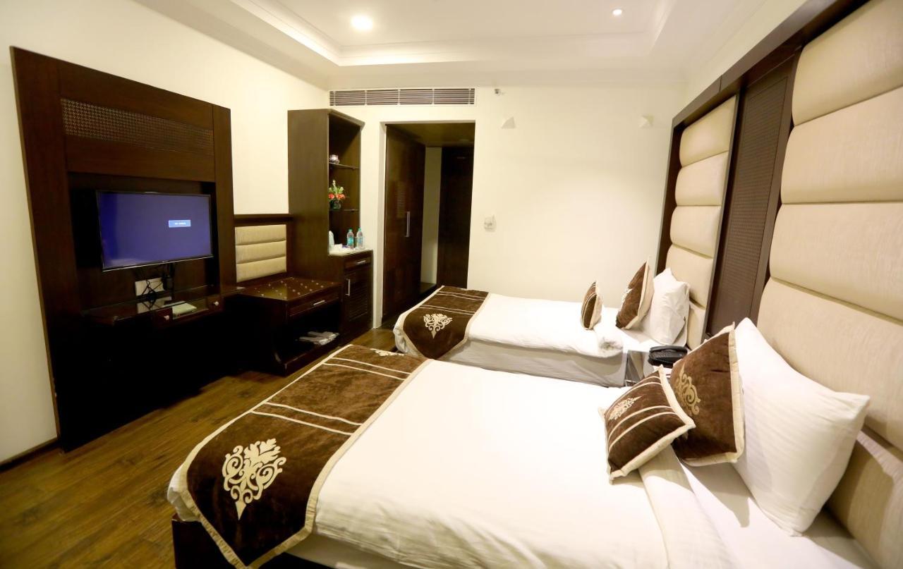 Hotel Pitrashish Pride Igi Intl Airport Delhi Zewnętrze zdjęcie