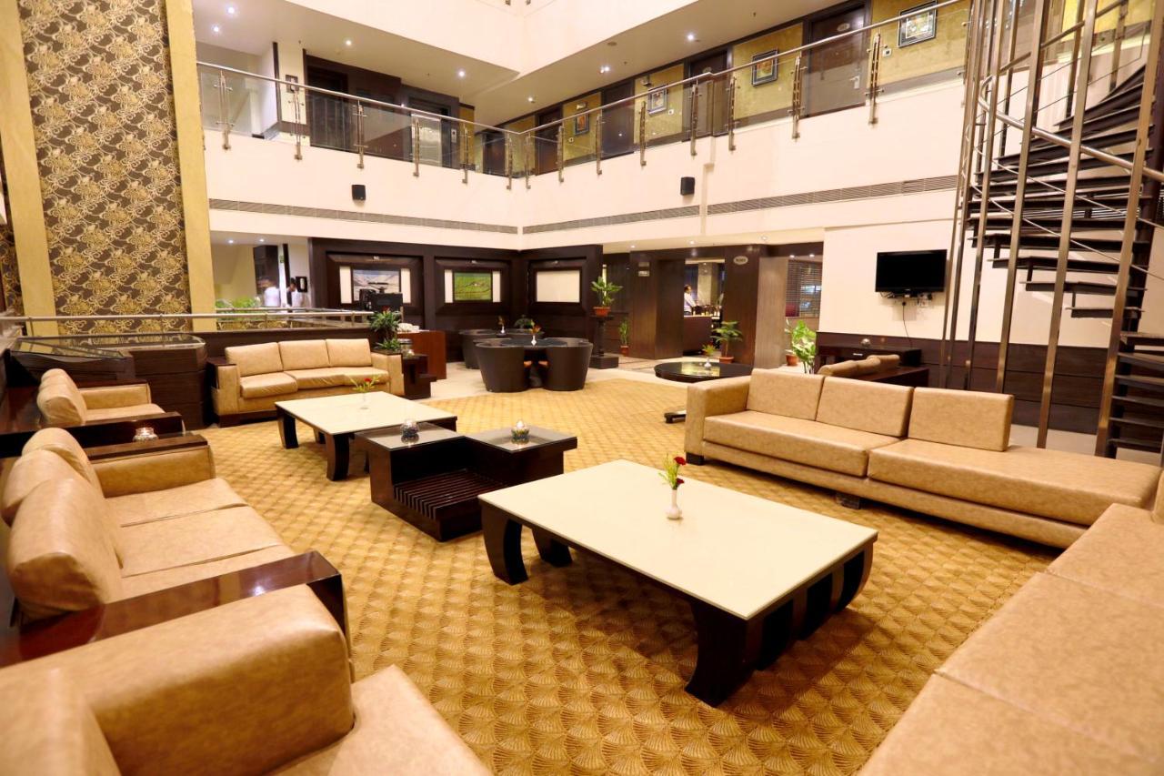 Hotel Pitrashish Pride Igi Intl Airport Delhi Zewnętrze zdjęcie