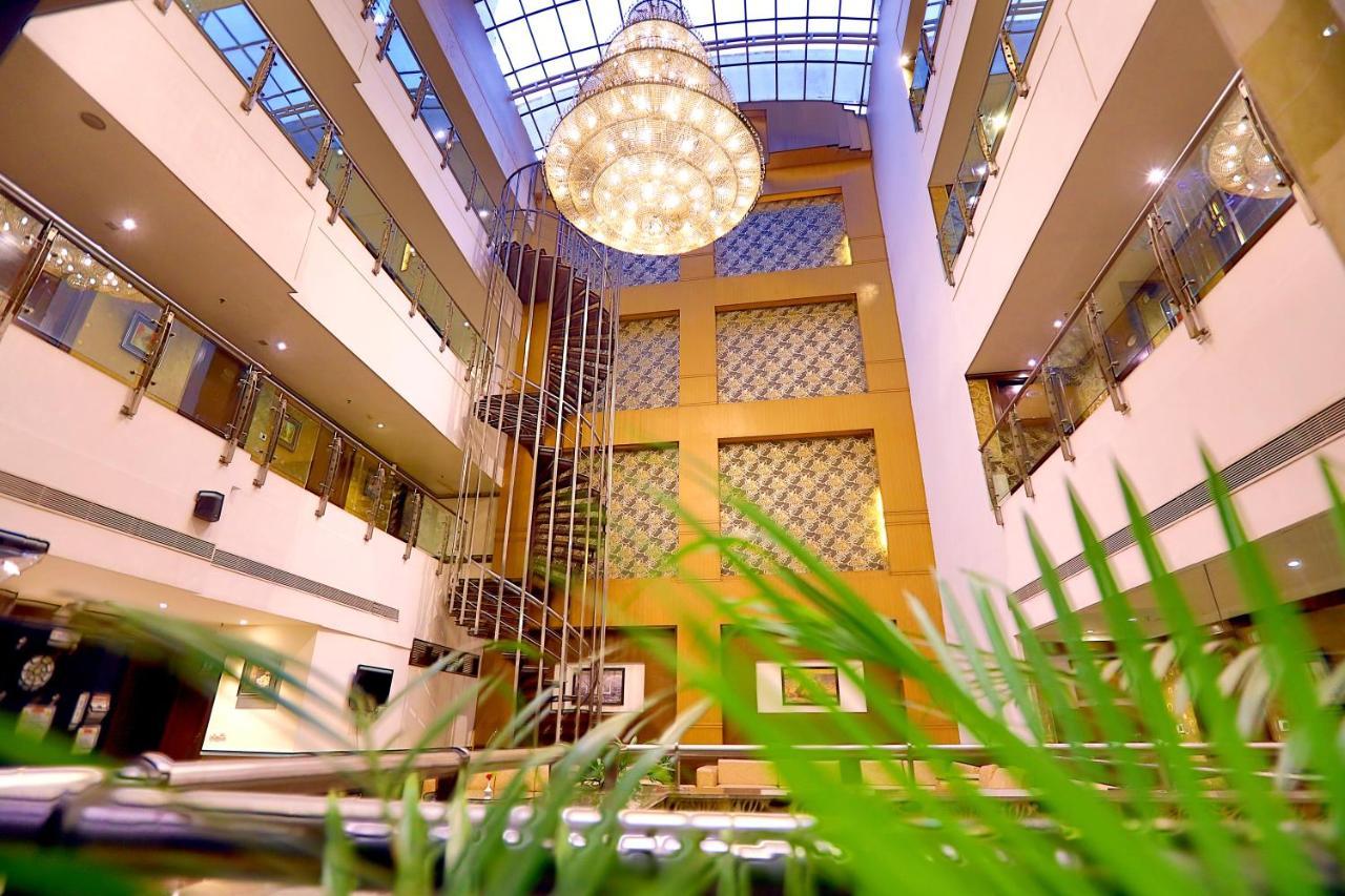Hotel Pitrashish Pride Igi Intl Airport Delhi Zewnętrze zdjęcie