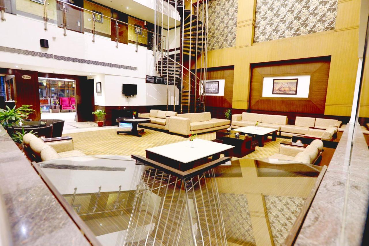 Hotel Pitrashish Pride Igi Intl Airport Delhi Zewnętrze zdjęcie