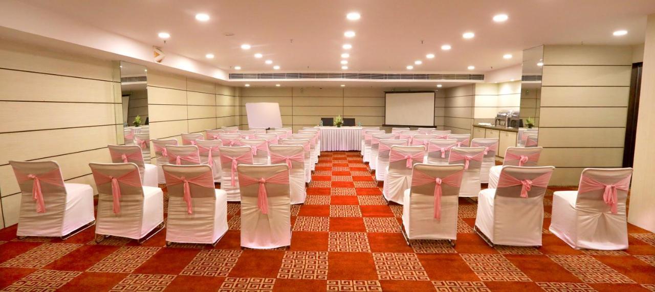 Hotel Pitrashish Pride Igi Intl Airport Delhi Zewnętrze zdjęcie