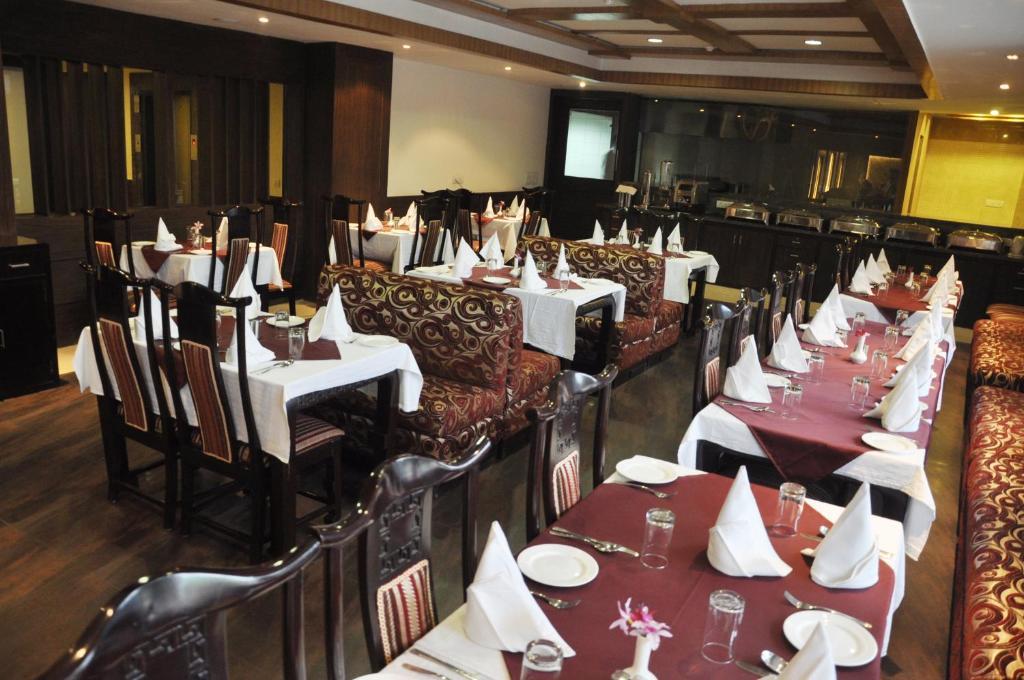 Hotel Pitrashish Pride Igi Intl Airport Delhi Zewnętrze zdjęcie